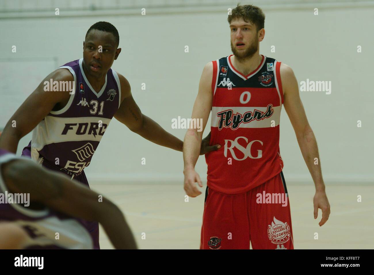 Leeds, England, 27 October 2017. Michael Vigor, right, of Bristol Flyers is marked by Allie Fullah of Leeds Force during their BBL Match at Carnegie Sports Hall. Credit: Colin Edwards/Alamy Live News. Stock Photo