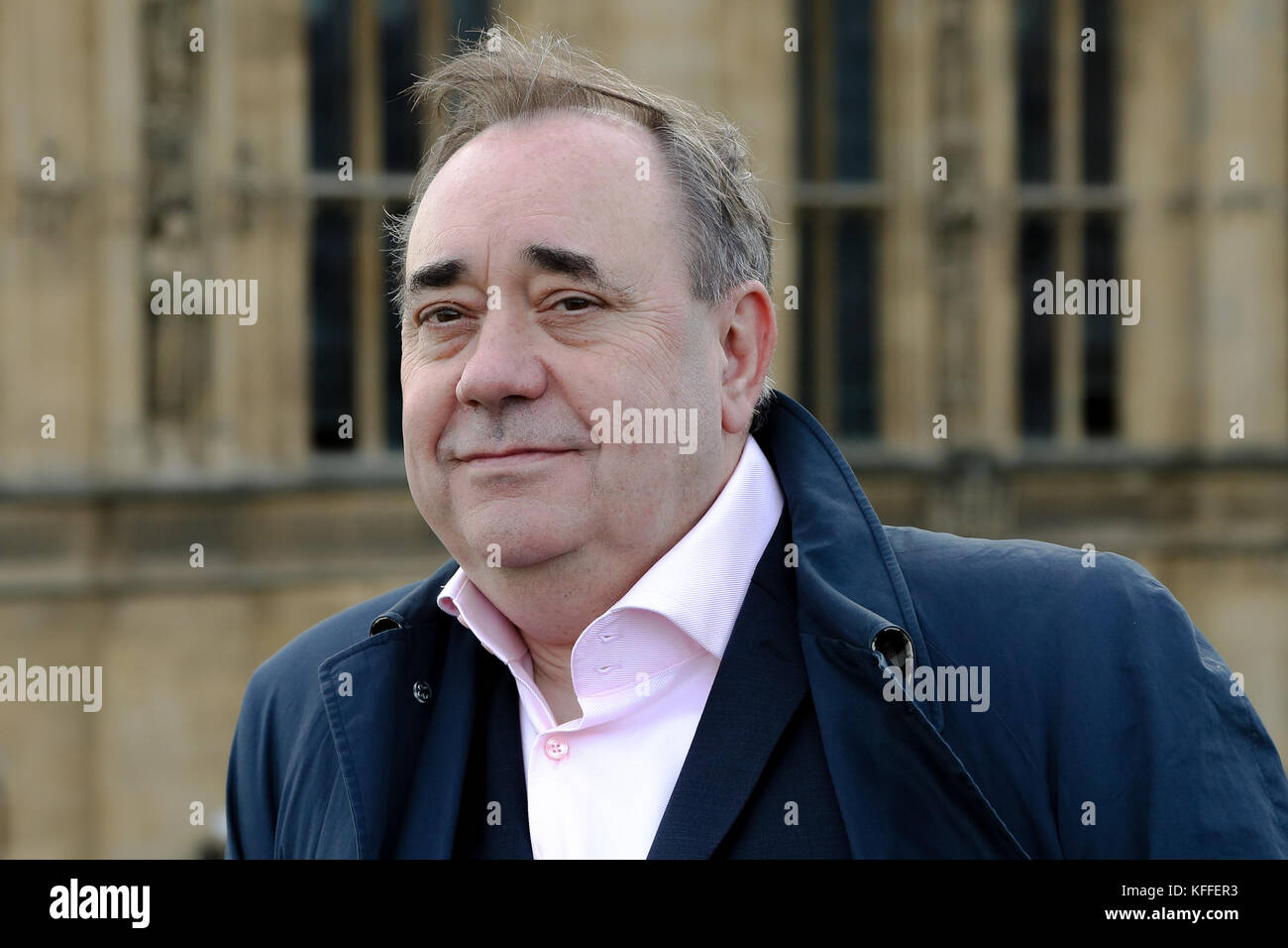 Westminster. London. UK 28 Oct 2017 - Alex Salmond, former First Minister of Scotland on Westminster Bridge Credit: Dinendra Haria/Alamy Live News Stock Photo