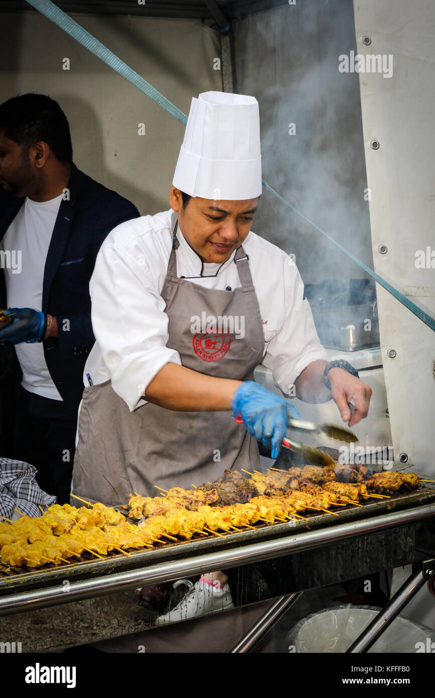 Chef from Aroi Kilkenny preparing Chicken Skewers at the Savour