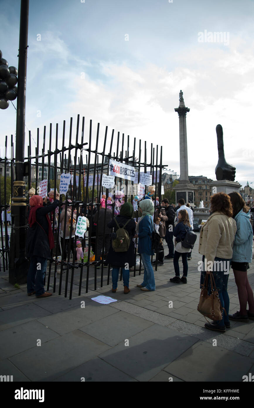 Trafalgar Square, London, UK. 28th Oct, 2017. #66BABIES Protest movement against the 668 babies who are currently locked up in Turkey jail with or without their parents  . The demonstrators denounce the horrible living conditions and the ridiculous reasons sometimes that why some womens are  put in jail,  Trafalgar Square,London. 28/10/2017 Credit: Alexandra Salou/Alamy Live News Stock Photo