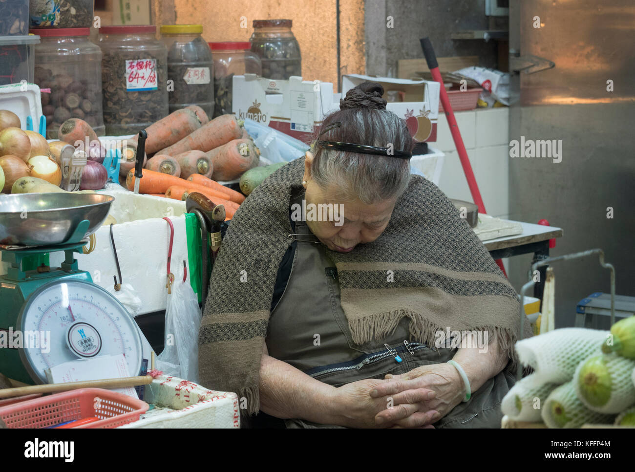 Old hong kong market hi-res stock photography and images - Alamy