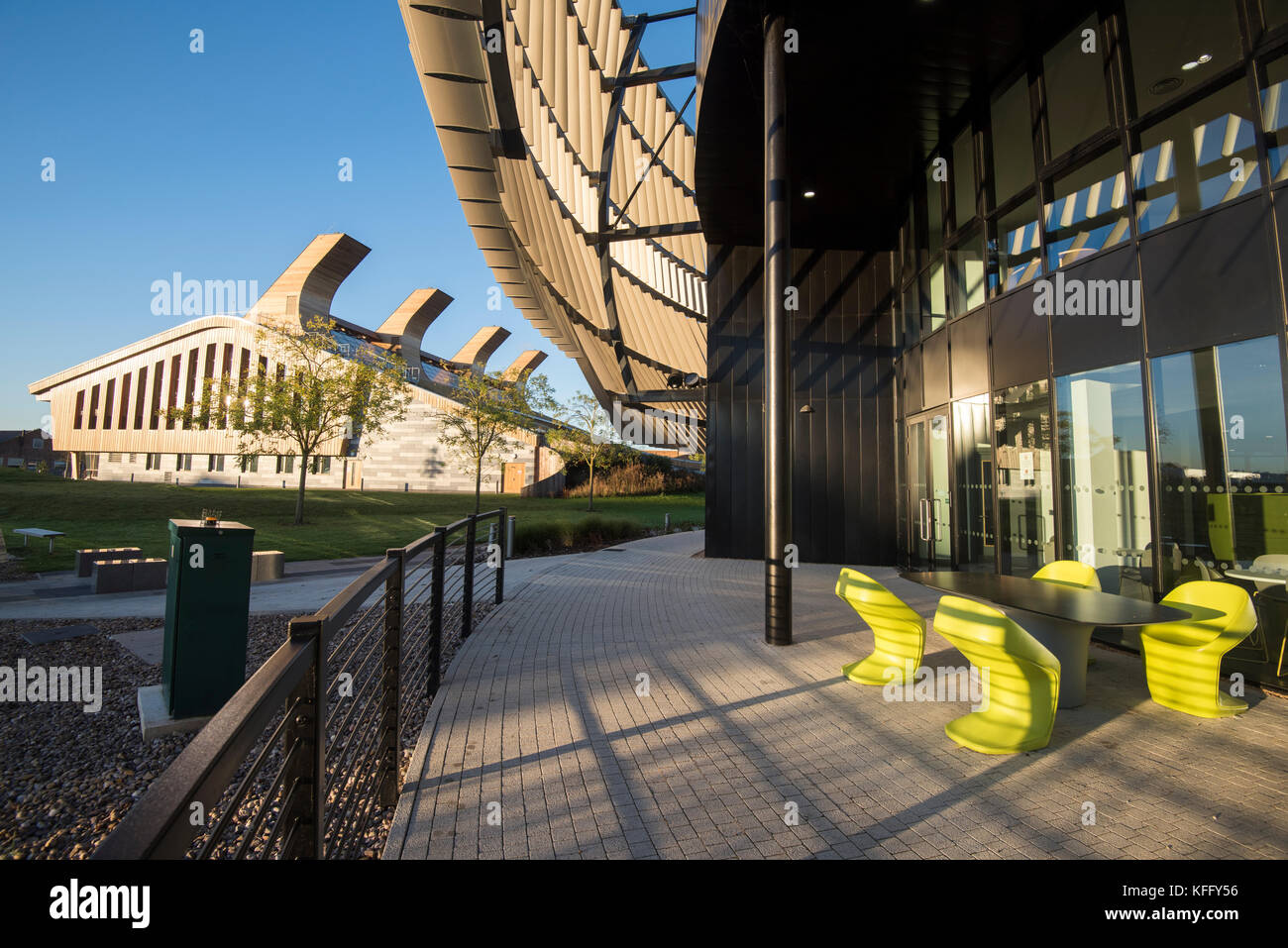 Gsk Lab Nottingham Glaxosmithkline lab hi-res stock photography and images - Alamy