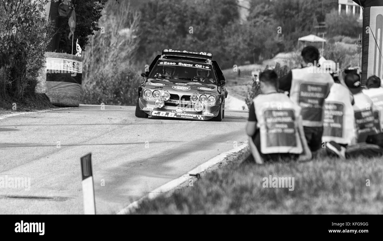 SAN MARINO, SAN MARINO - OTT 21 : LANCIA DELTA S4 1986 old racing car rally THE LEGEND 2017 the famous SAN MARINO historical race Stock Photo