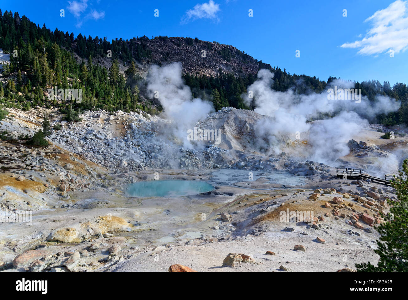 Geothermal Activity In Lassen Volcanic National Park Stock Photo Alamy Geothermal Activity In Lassen Volcanic National Park Stock Photo Alamy