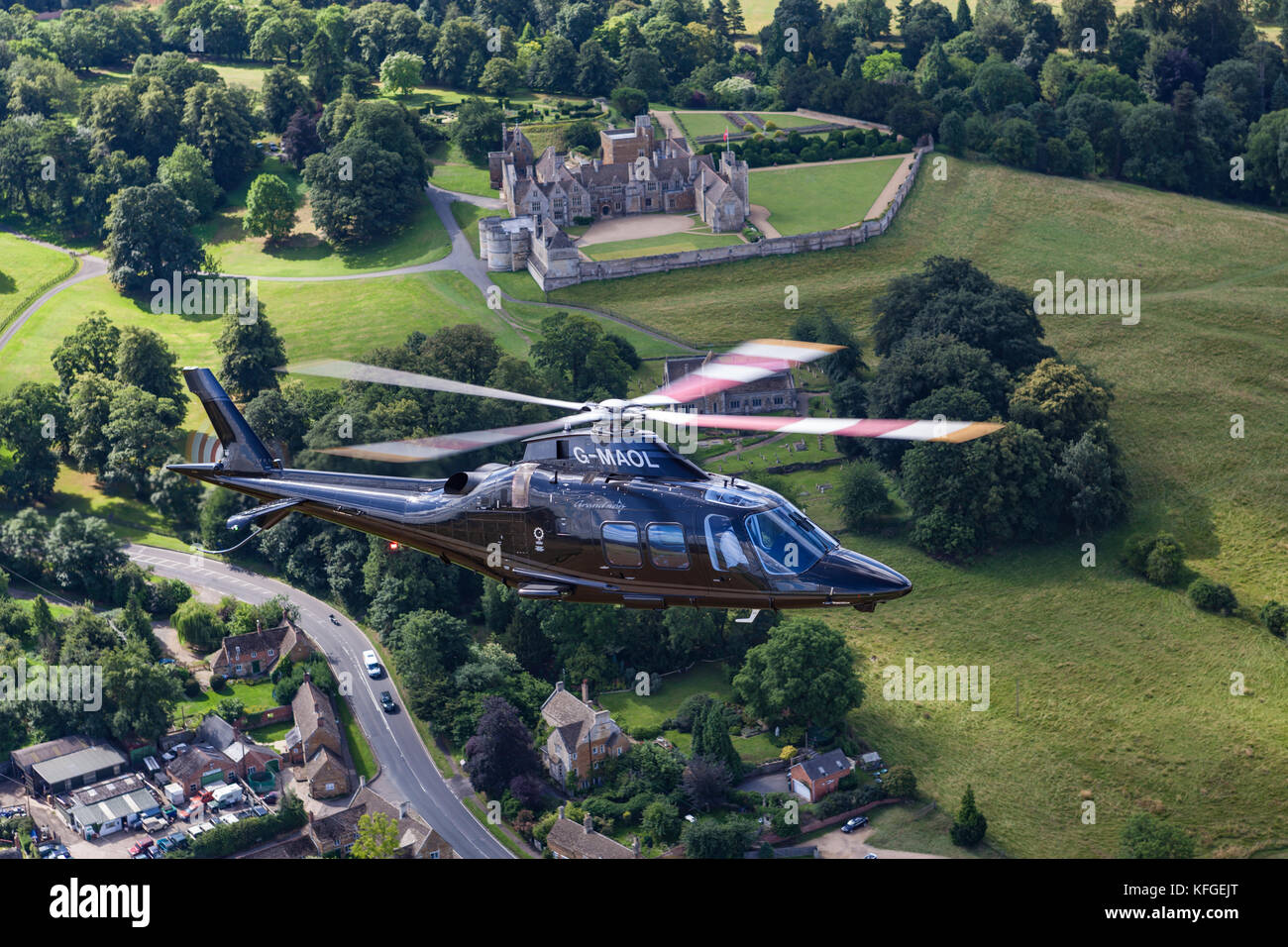 Celebrity Helicopters High Resolution Stock Photography and Images - Alamy