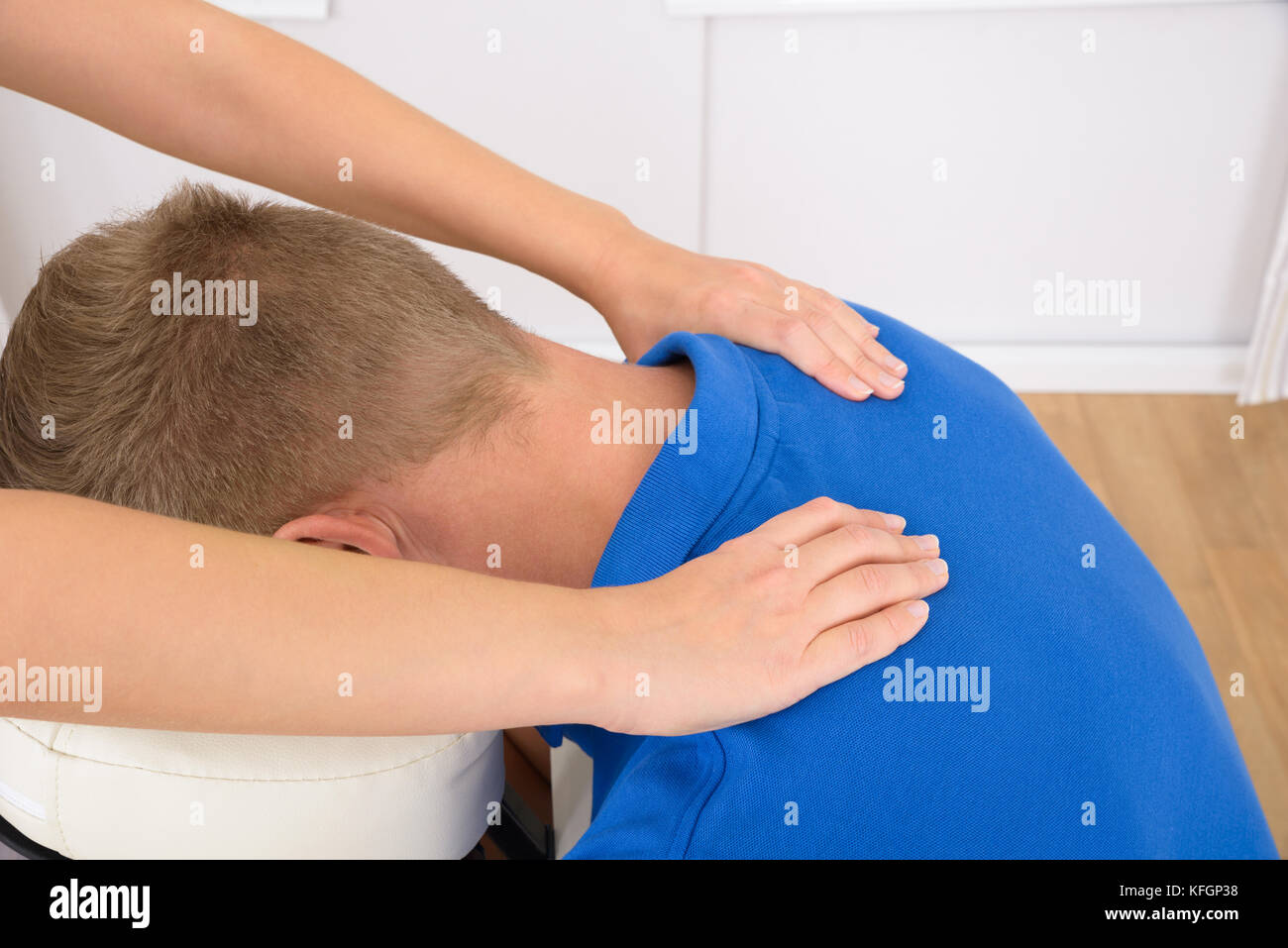 Pain therapist hires stock photography and images Alamy