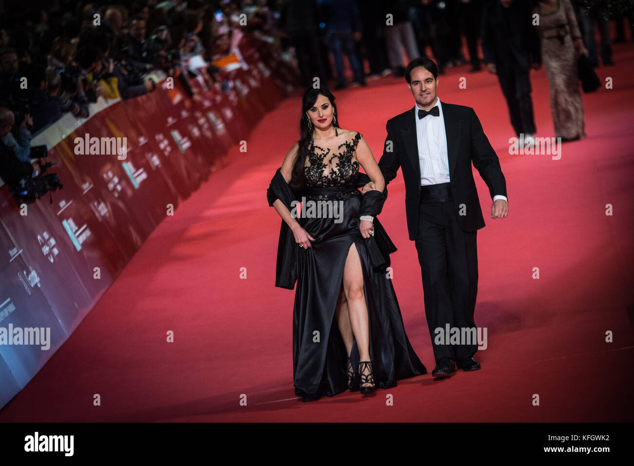 Rome, Italy. 28th Oct, 2017. Rome, Italy October 28, 2017, JIsabelle Adriani and Vittorio Palazzi walk a red carpet for 'Stronger' during the 12th Rome Film Fest at Auditorium Parco Della Musica on October 28, 2017 in Rome, Italy. ( Credit: Andrea Ronchini/Pacific Press/Alamy Live News Stock Photo