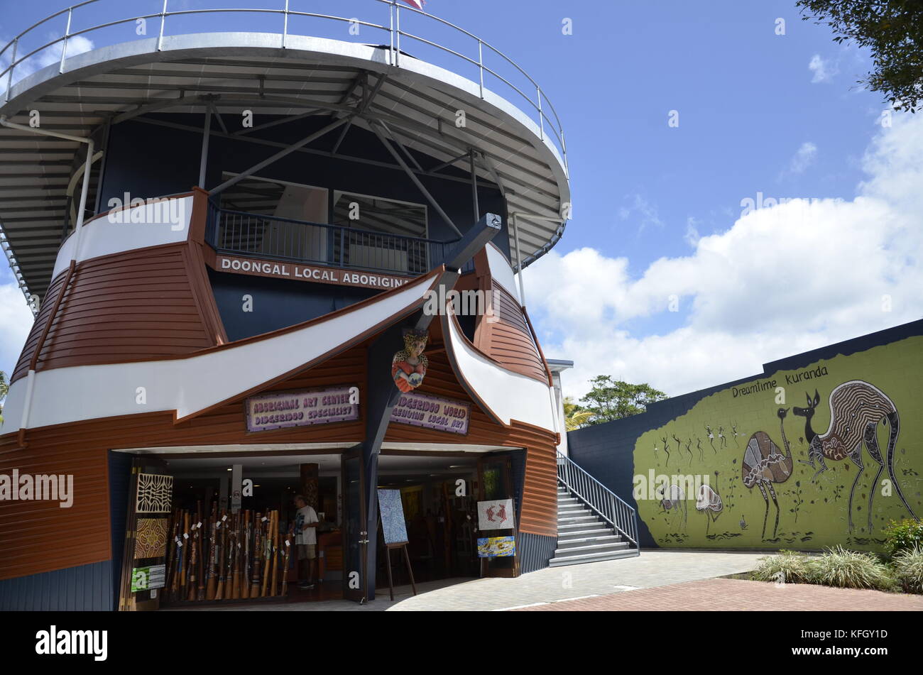 An aboriginal art shop and wall mural in Kuranda, Queensland Stock