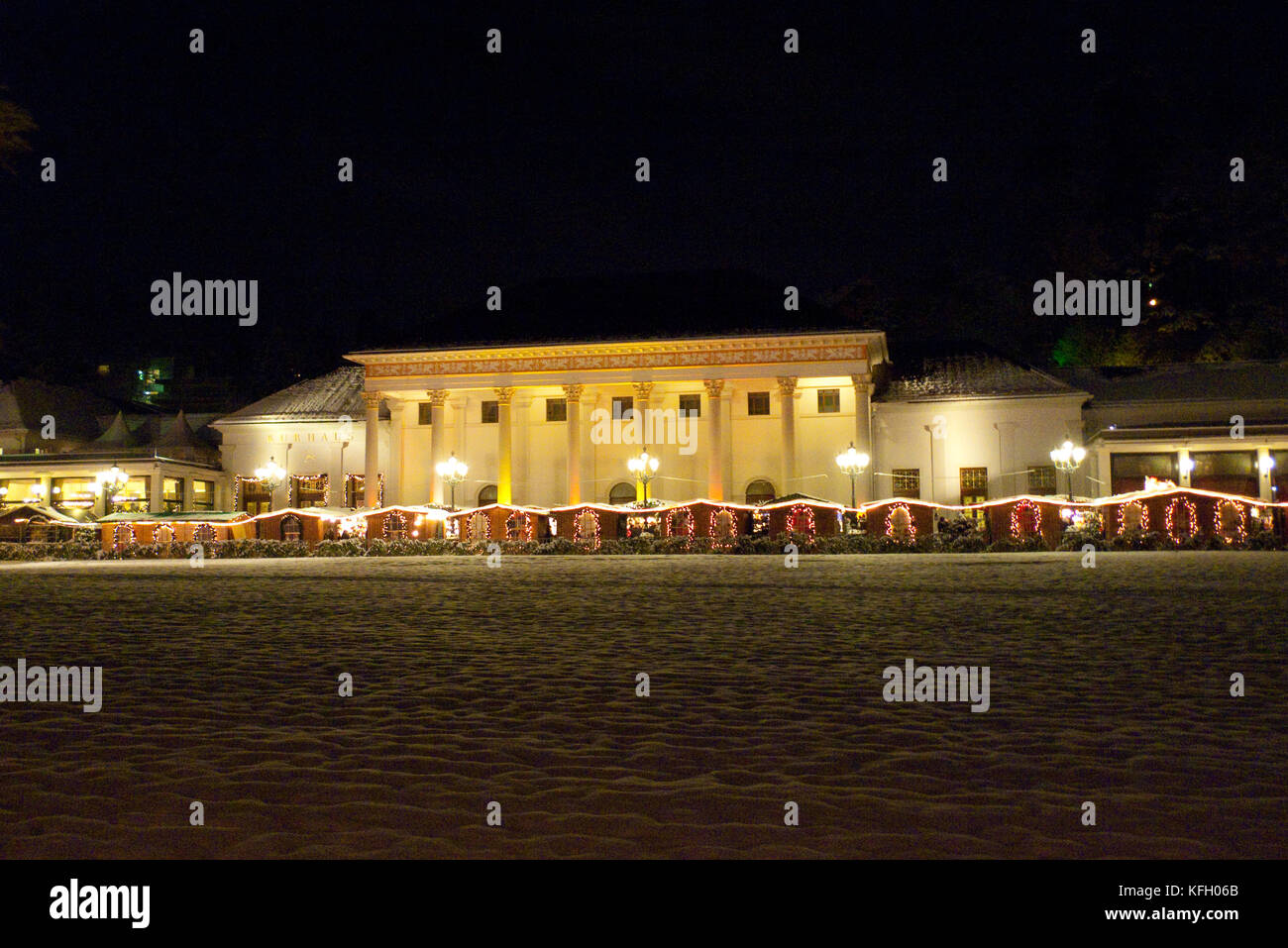 Kurhaus mit Weihnachtsmarkt, Christkindelsmarkt Baden-Baden Stock Photo