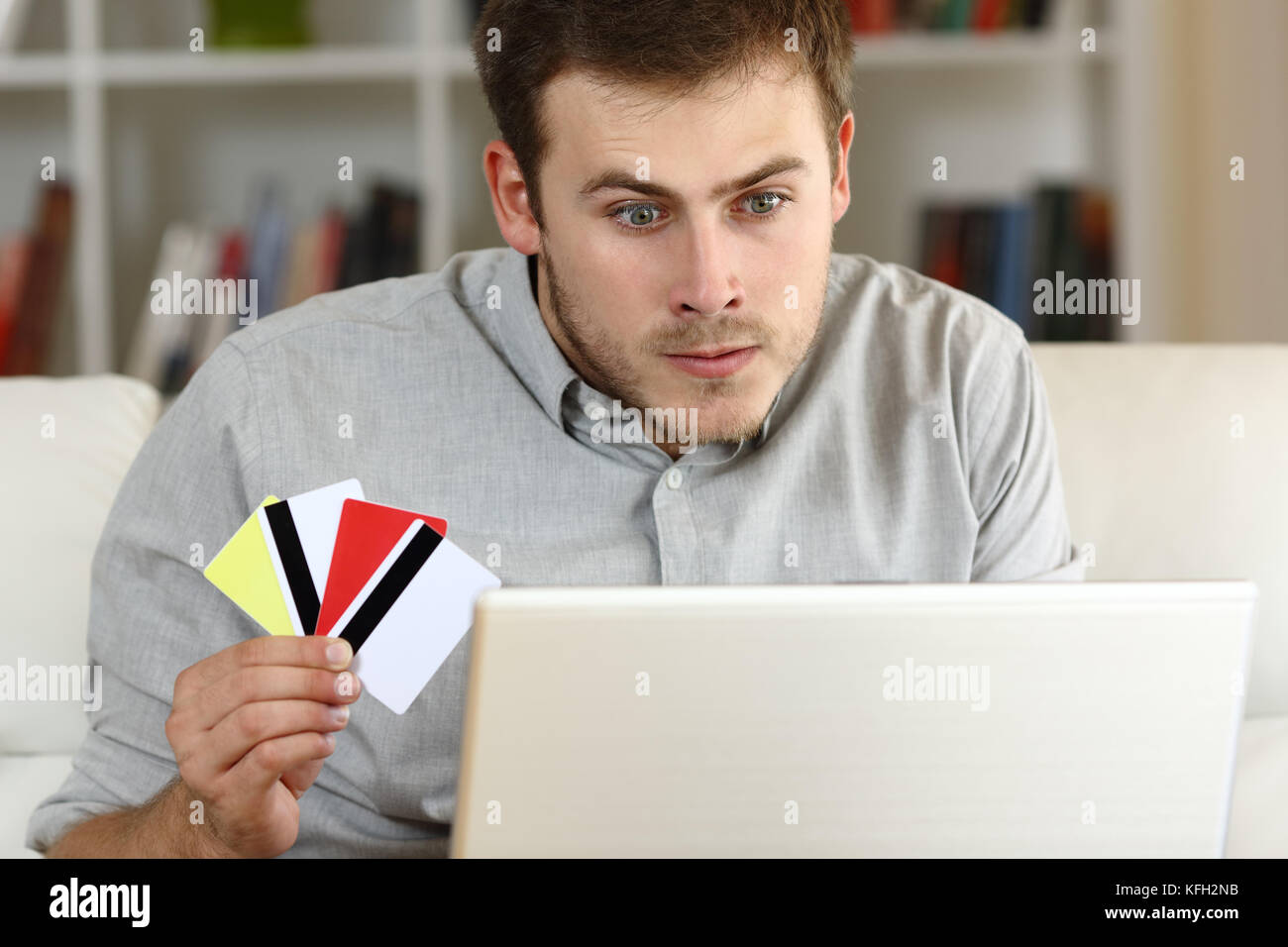 Man gambling loser hi-res stock photography and images - Alamy
