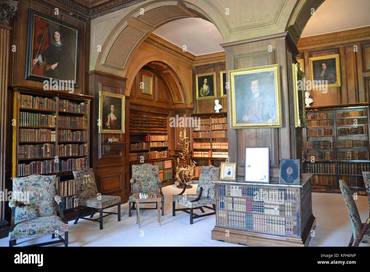 Book Cases Stock Photos Book Cases Stock Images Alamy