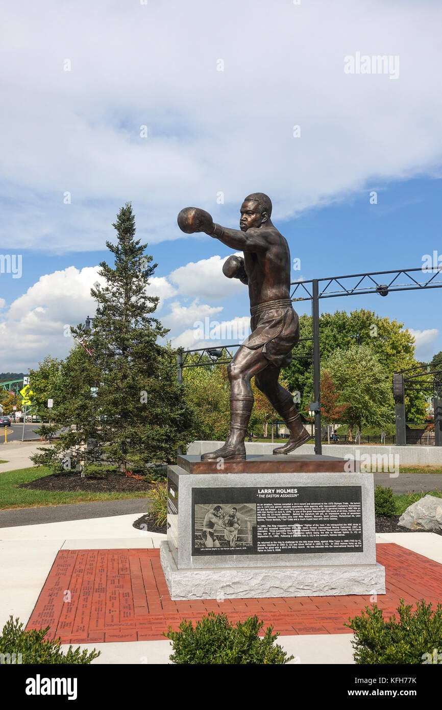 Bronze statue of Larry Holmes, former professional boxer in his hometown, Easton, Pennsylvania, United states. Stock Photo