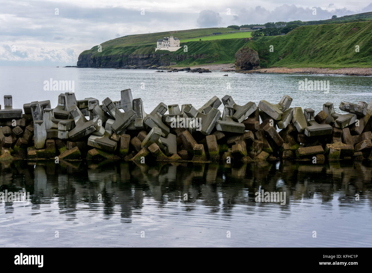 Dunbeath Castle, Caithness Stock Photo