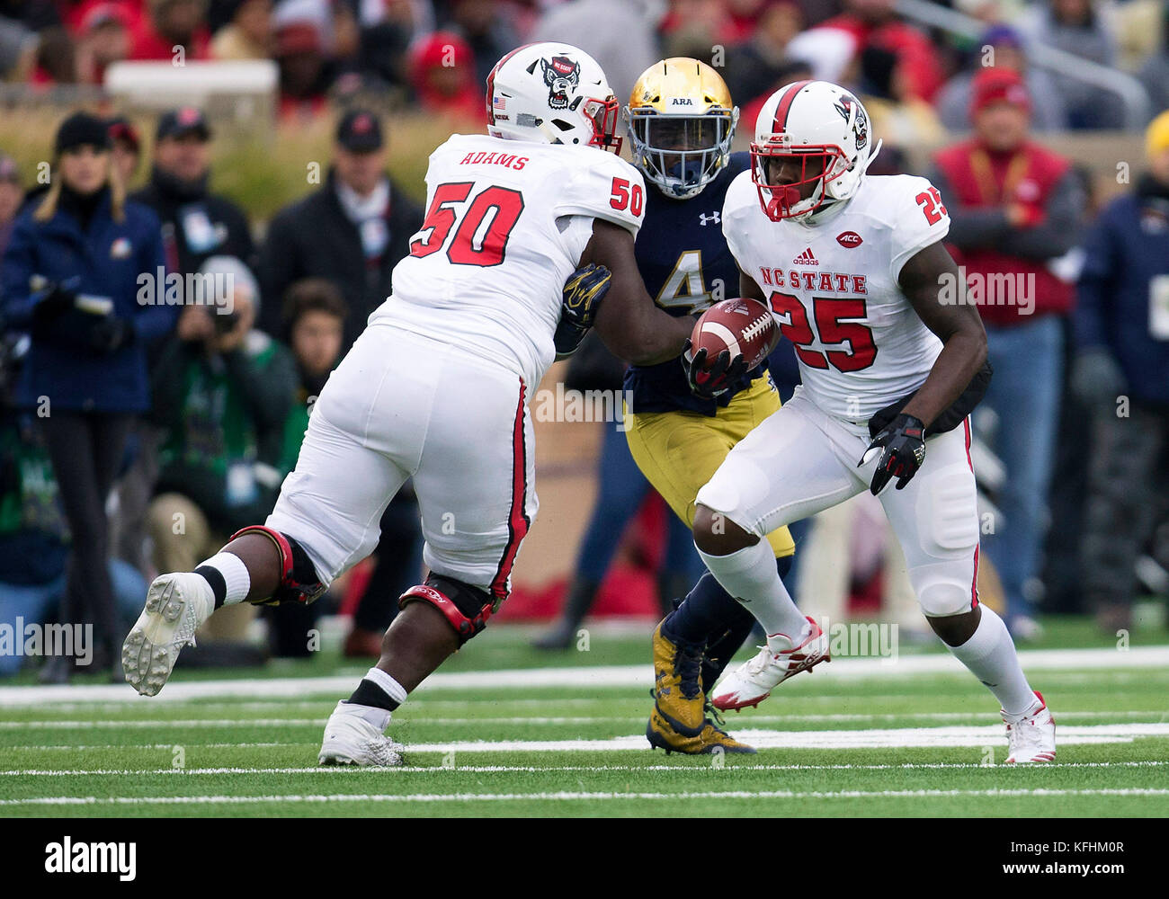 North Carolina State Wolfpack cornerback David Amerson (1) celebrates after  returning an interception for a touchdown against th Stock Photo - Alamy