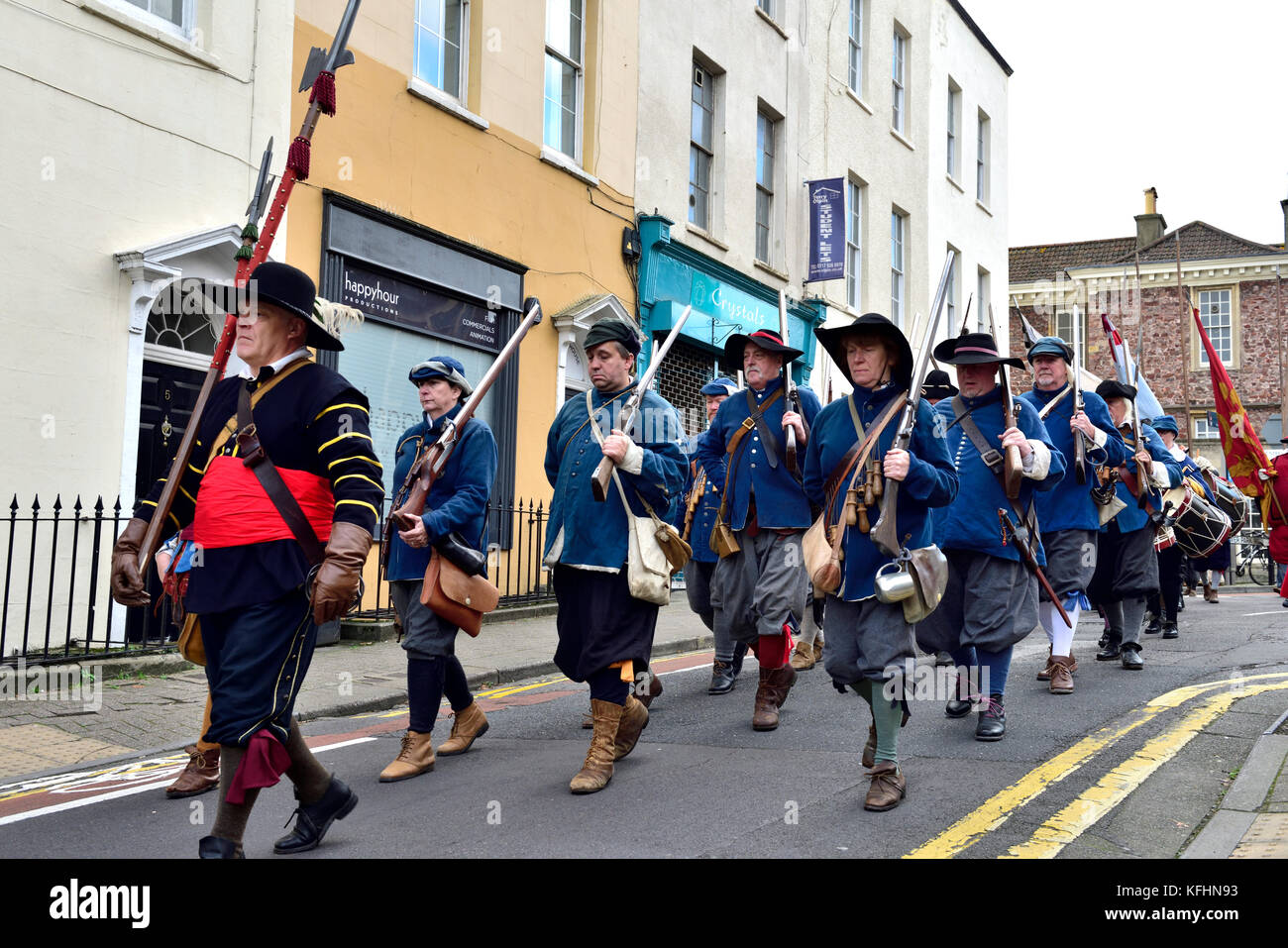 Bristol, UK. 29th Oct, 2017. During the English Civil War, 374 years ago, the attacking Royalists broke through the Parliamentarian outer Bristol defences and stormed down Christmas Steps to attack Froome Gate which defended the St. John's entrance to the walled city of Bristol. The re-enactment of this battle is being held over two days, Sat. Sun, 28 and 29 October, 2017 around the streets at the top of Christmas Steps in central Bristol, UK, A ceremony with city dignitaries will be held for a dedication plaque replacement held on the Sunday. Credit: Charles Stirling/Alamy Live News Stock Photo