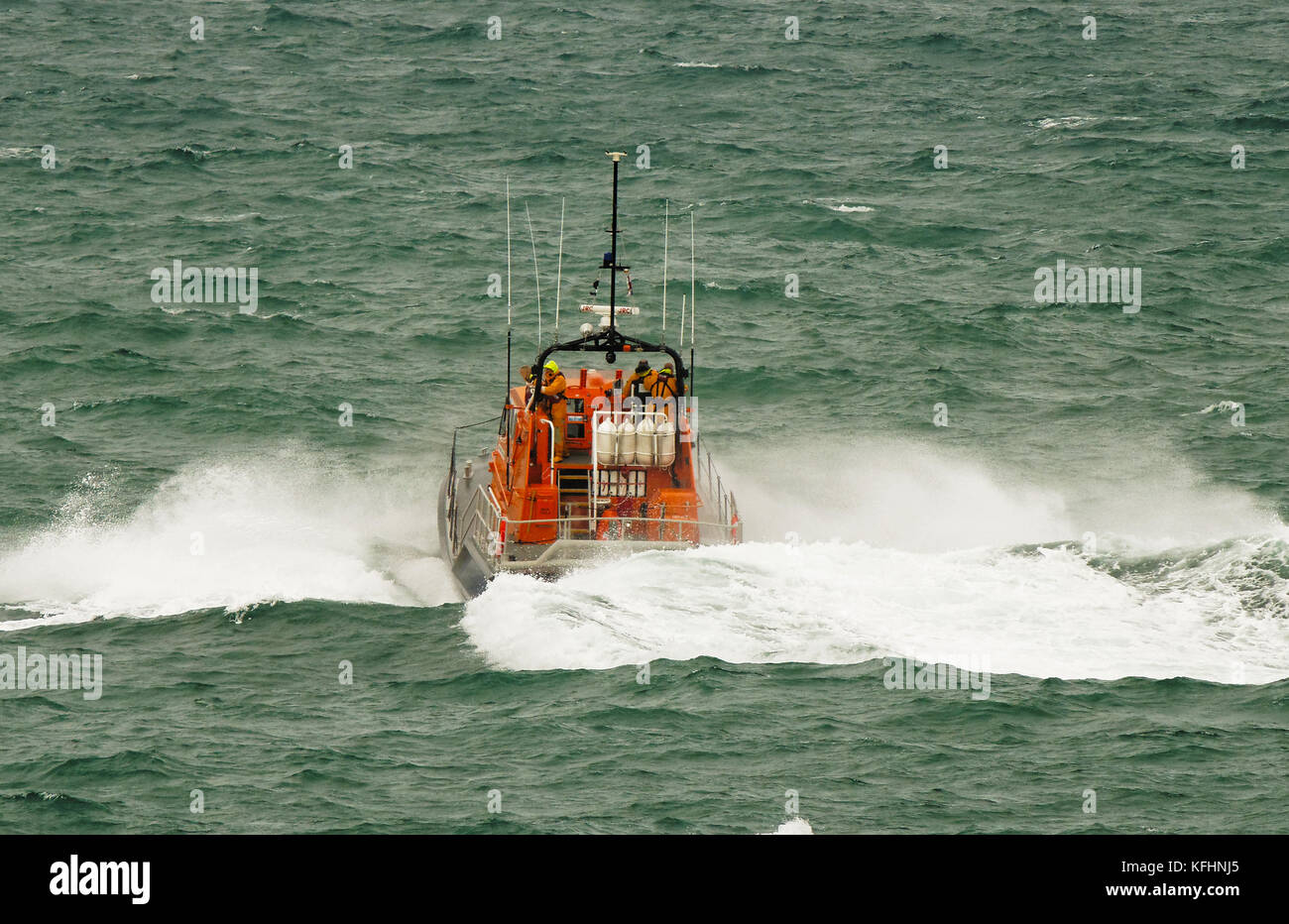 Newquay, Cornwall, UK. 29th Oct, 2017. Missing person Dom Sowa 17 yrs of age,  A  huge search underway. 29th, October, 2017. Credit: Robert Taylor/Alamy Live News Stock Photo