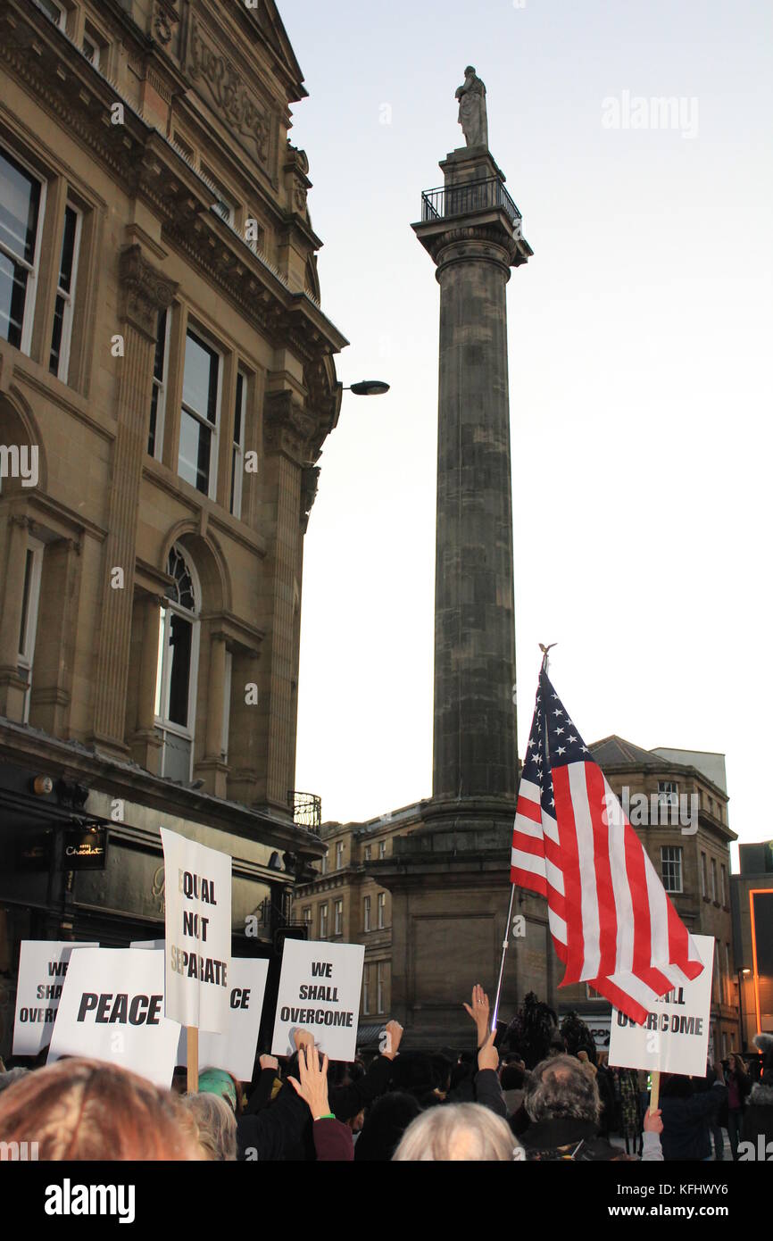 Newcastle upon tyne, UK. 29th Oct, 2017. Freedom on the Tyne Parade celebrate the inspiring visit of Dr Martin Luther King Jr receiving his honorary degree 50 years ago. Newcastle upon Tyne, UK, October 29th. Credit: David Whinham/Alamy Live News Stock Photo