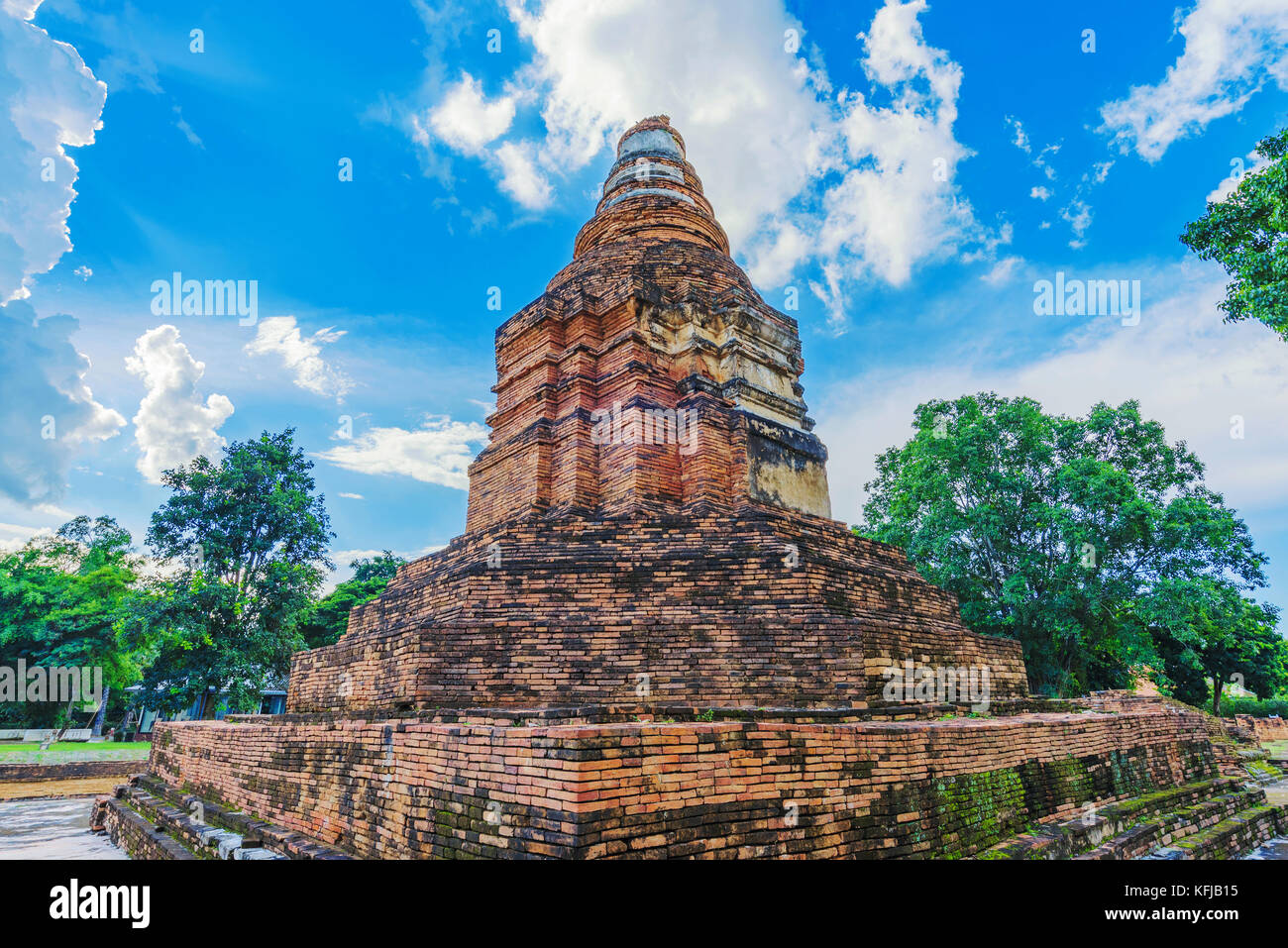 Wiang Kum Kam ancient temple ruins IN Thailand Stock Photo - Alamy