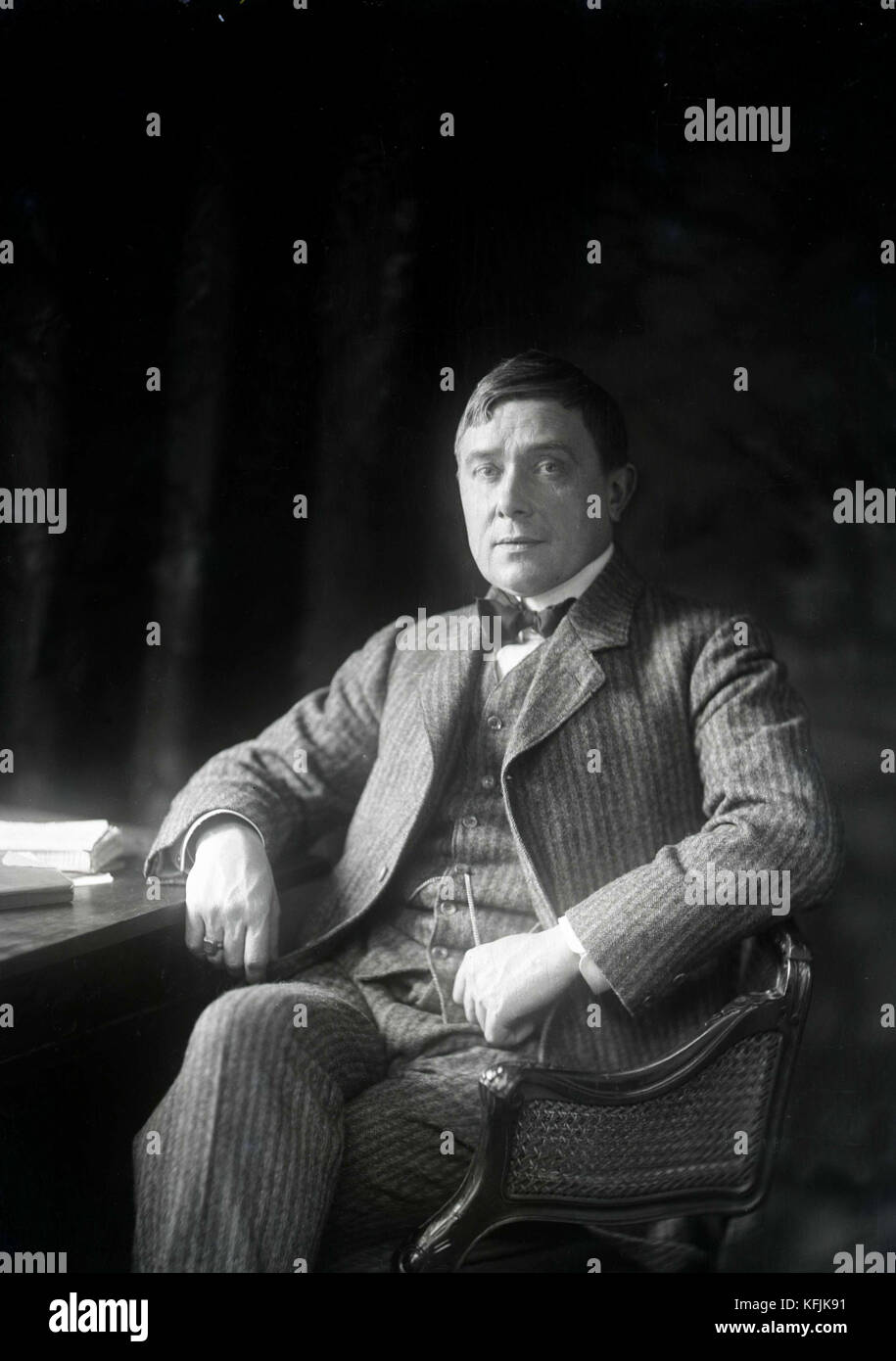 Maurice maeterlinck hires stock photography and images Alamy