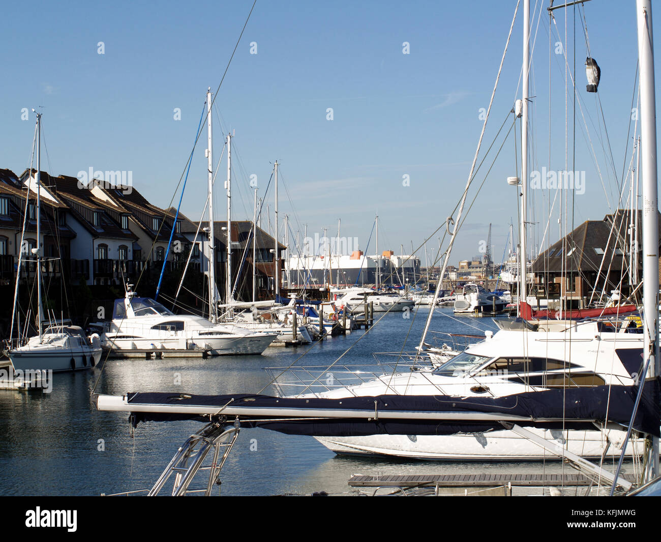 Hythe marina village hires stock photography and images Alamy