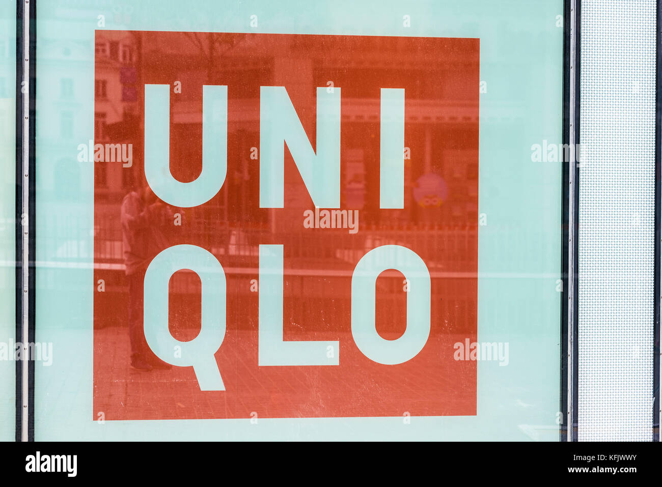 Brussels, Belgium - August 27, 2017: Uniqlo shop in the center of Stock  Photo - Alamy