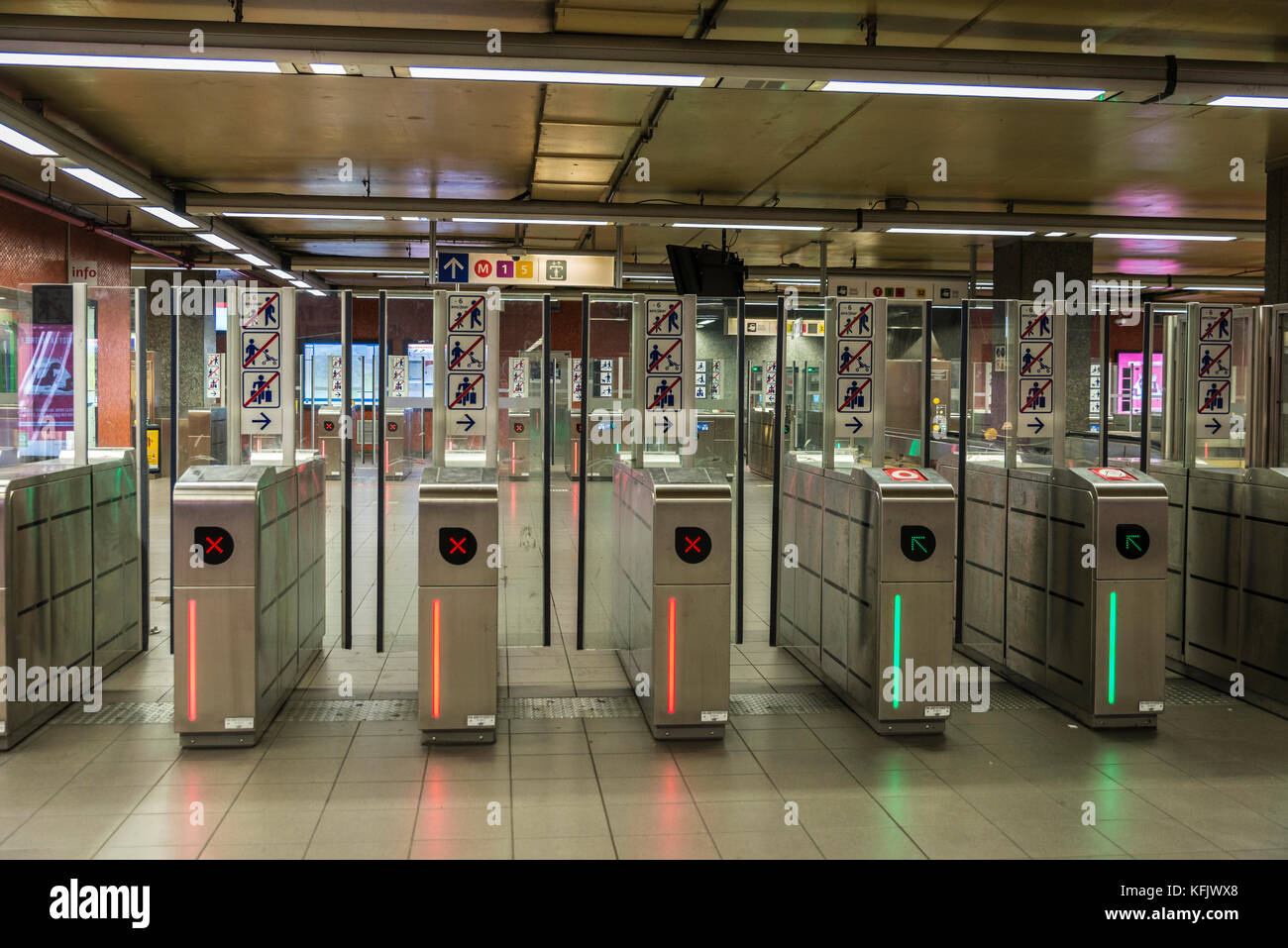 Brussels metro ticket hi-res stock photography and images - Alamy Brussels metro ticket hi-res stock photography and images - Alamy