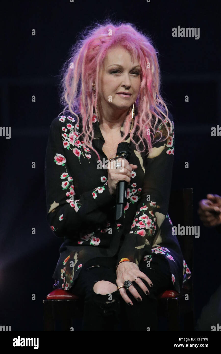 Photocall for musical 'Kinky Boots' with Cyndi Lauper in Hamburg