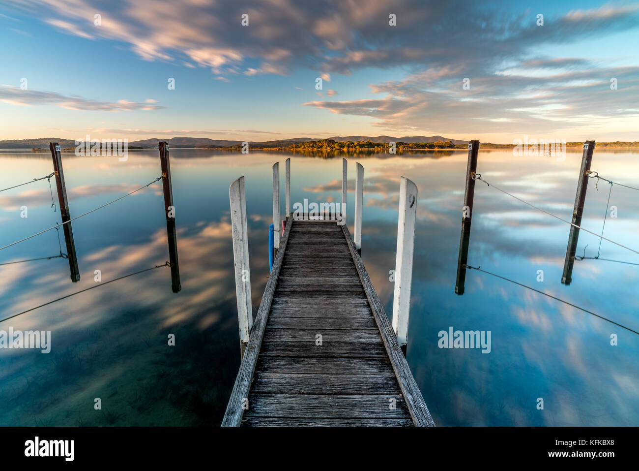 Pontoon wharf quay pier jetty hires stock photography and images Alamy