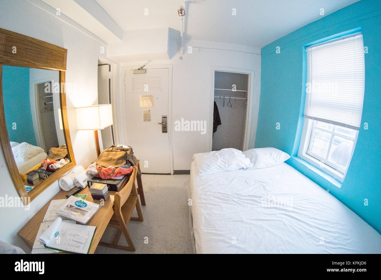Double bed room with private bathroom at the West Side Ymca, New York City,  United States of America. U.S.A Stock Photo - Alamy