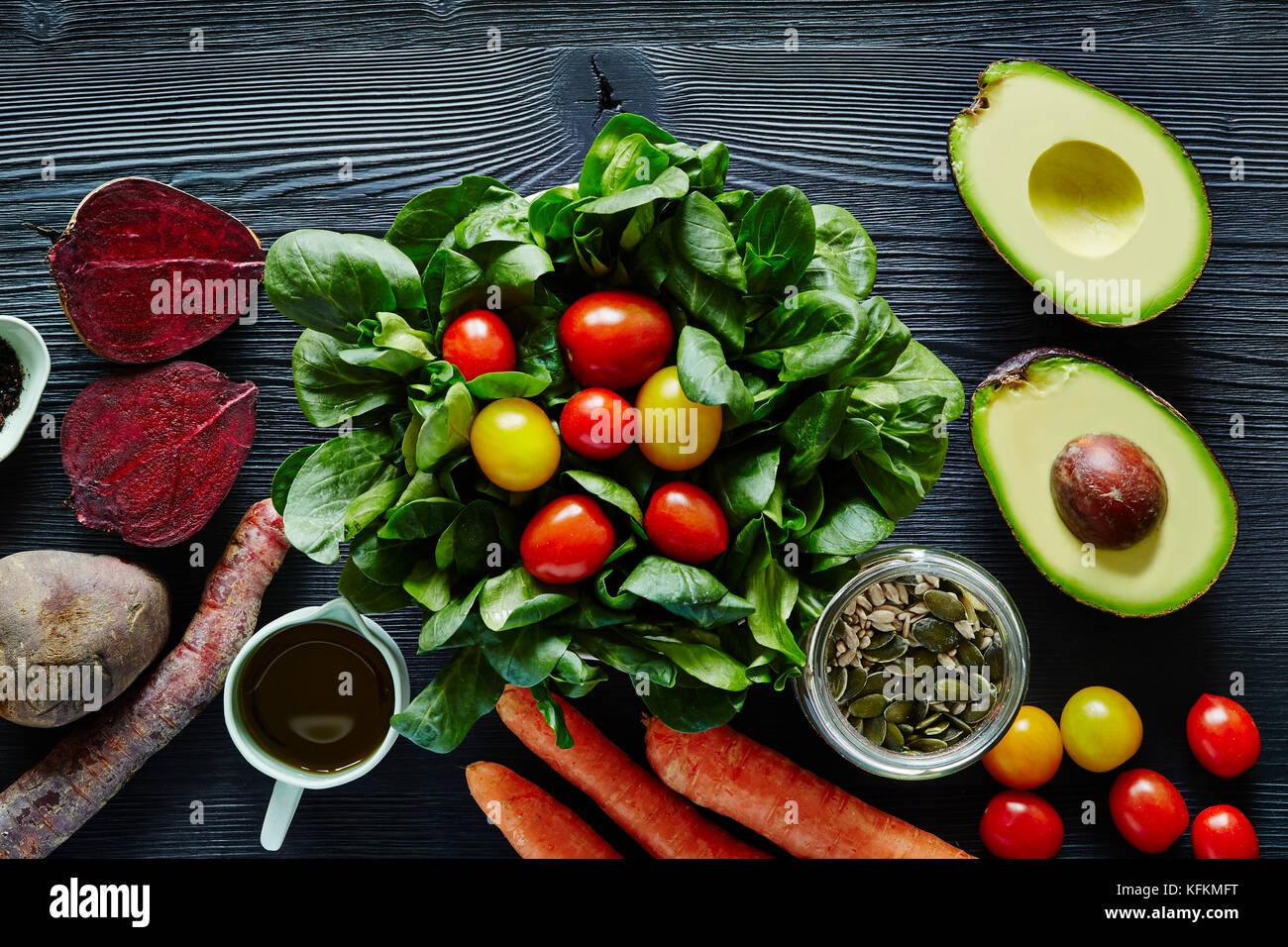 healthy food green organic salad avocado beetroot tomatoes Stock Photo