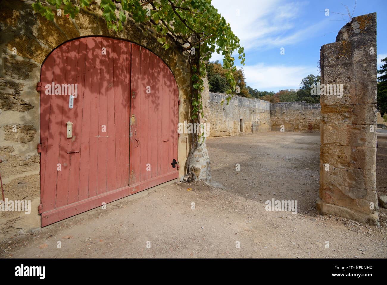 Jeu de Paume Tennis Court (c16th) Suze-la-Rousse. Built so Charles IX could play on his visit in 1564. One of few courts still surviving in France. Stock Photo