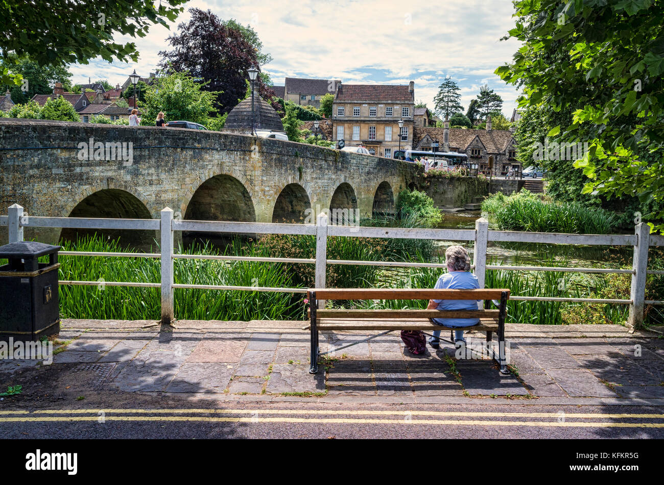 Resting beside the river Avon in Bradford on Avon Wiltshire England UK Stock Photo