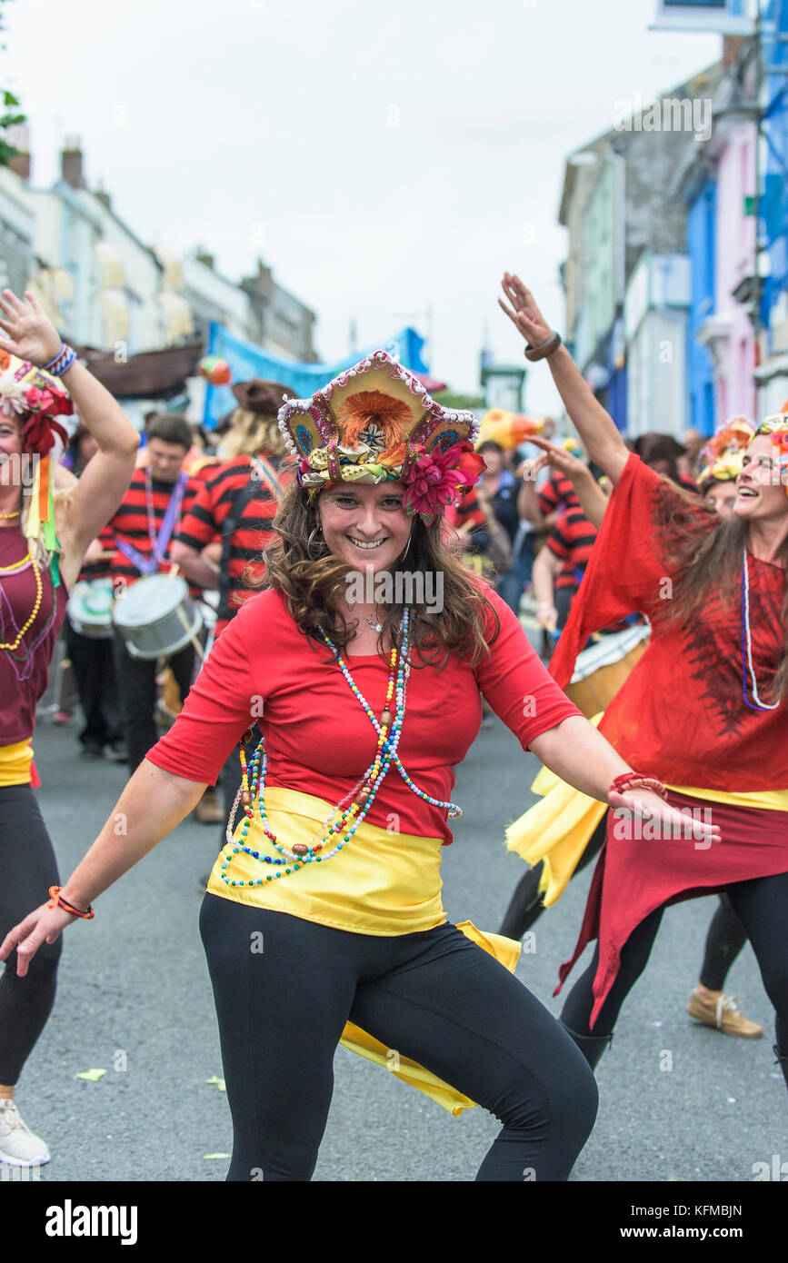 Penryn Kemeneth a two day heritage festival at Penryn Cornwall - Samba dancers of DakaDoum Samba Band dancing through the streets of Penryn. Stock Photo