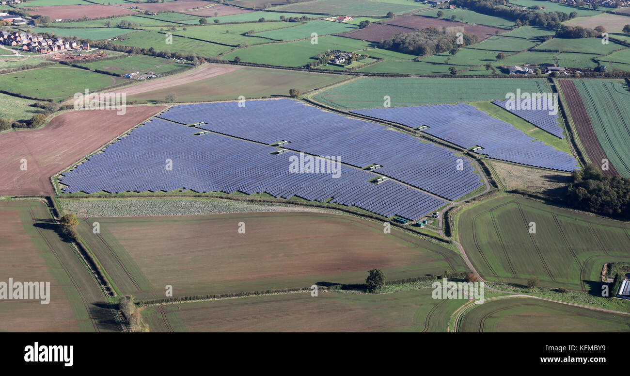 aerial view of a solar farm near Rolleston Park Farm, Tutbury, Burton-on-Trent DE13 9HQ, UK Stock Photo