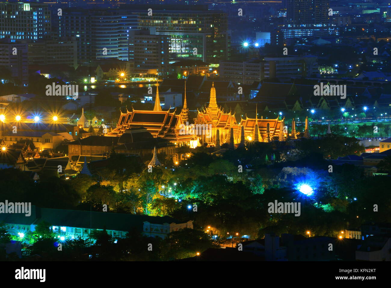 Thailand Landmark The Emerald Buddha and Grand palace at twilight in The palace has been the official residence of the Kings of Siam since 1782. Stock Photo