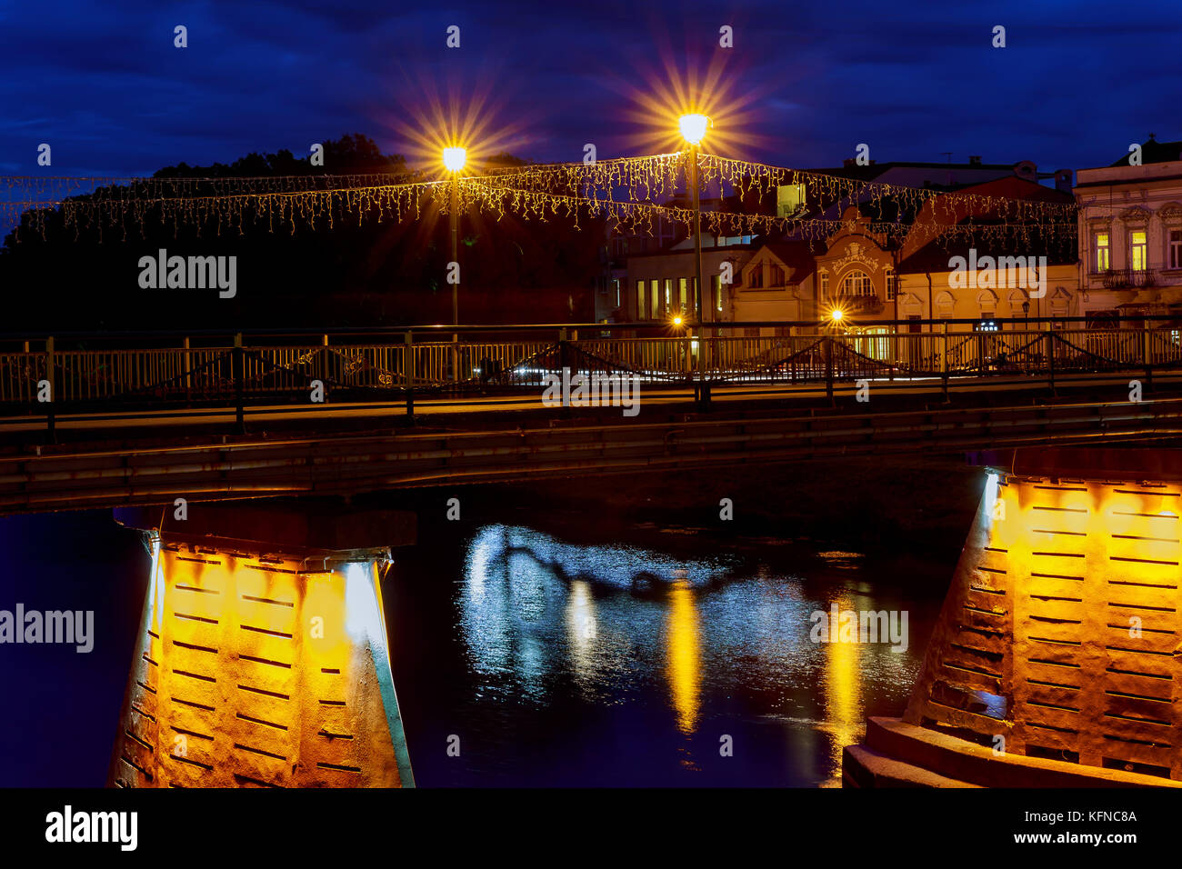 Illuminated pedestrian bridge hi-res stock photography and images - Alamy