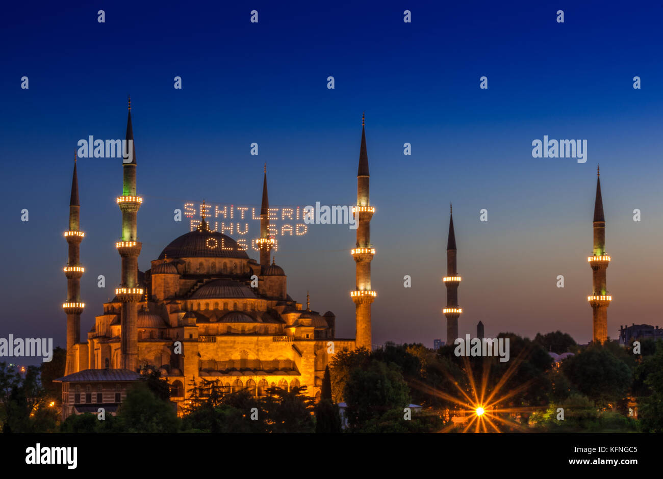 The blue mosque or Sultan Ahmed Mosque in Istanbul, Turkey Stock Photo ...