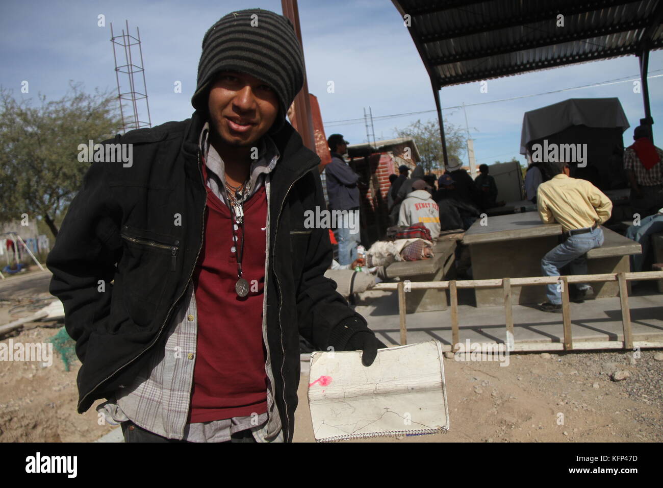 Migrantes Hondureños durante su paso por Hermosillo con rumbo al Norte se reúnen en un comedor a punto de medio dÃa. .staff /nortephoto.com,CREDITO OBLIGATORIO*** Luis Gustavo Matute migrante viajero de origen Hodureño en su paso por Hermosillo, Sonora Mexico. Stock Photo