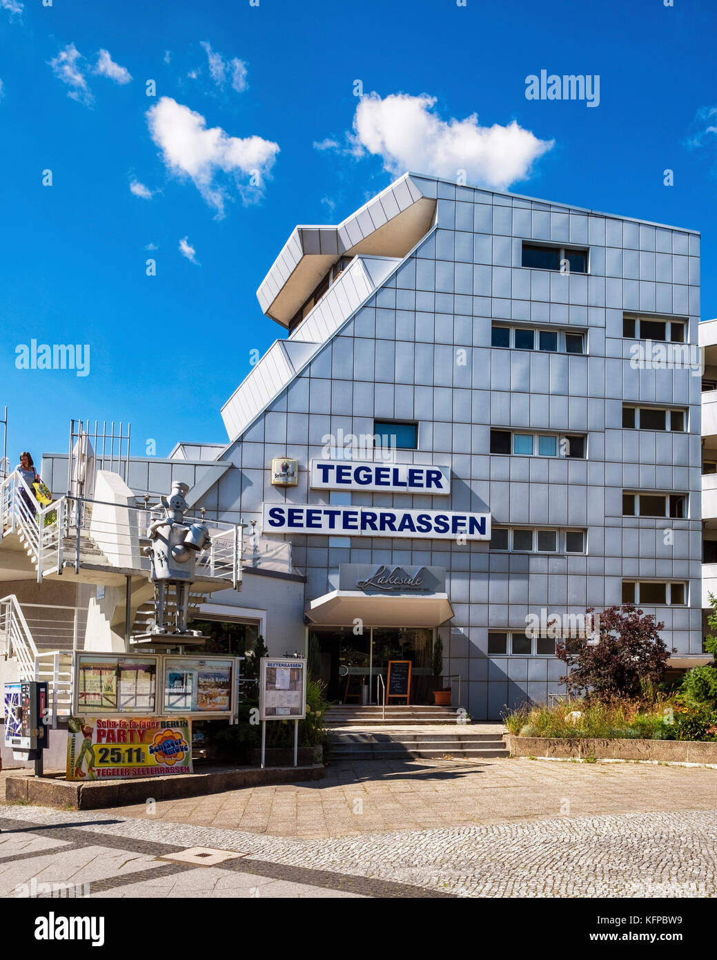 Berlin , Alt-Tegel.Tegeler Seeterrassen,Tegel lake terrace restaurant and bar.Modern waterside building Stock Photo