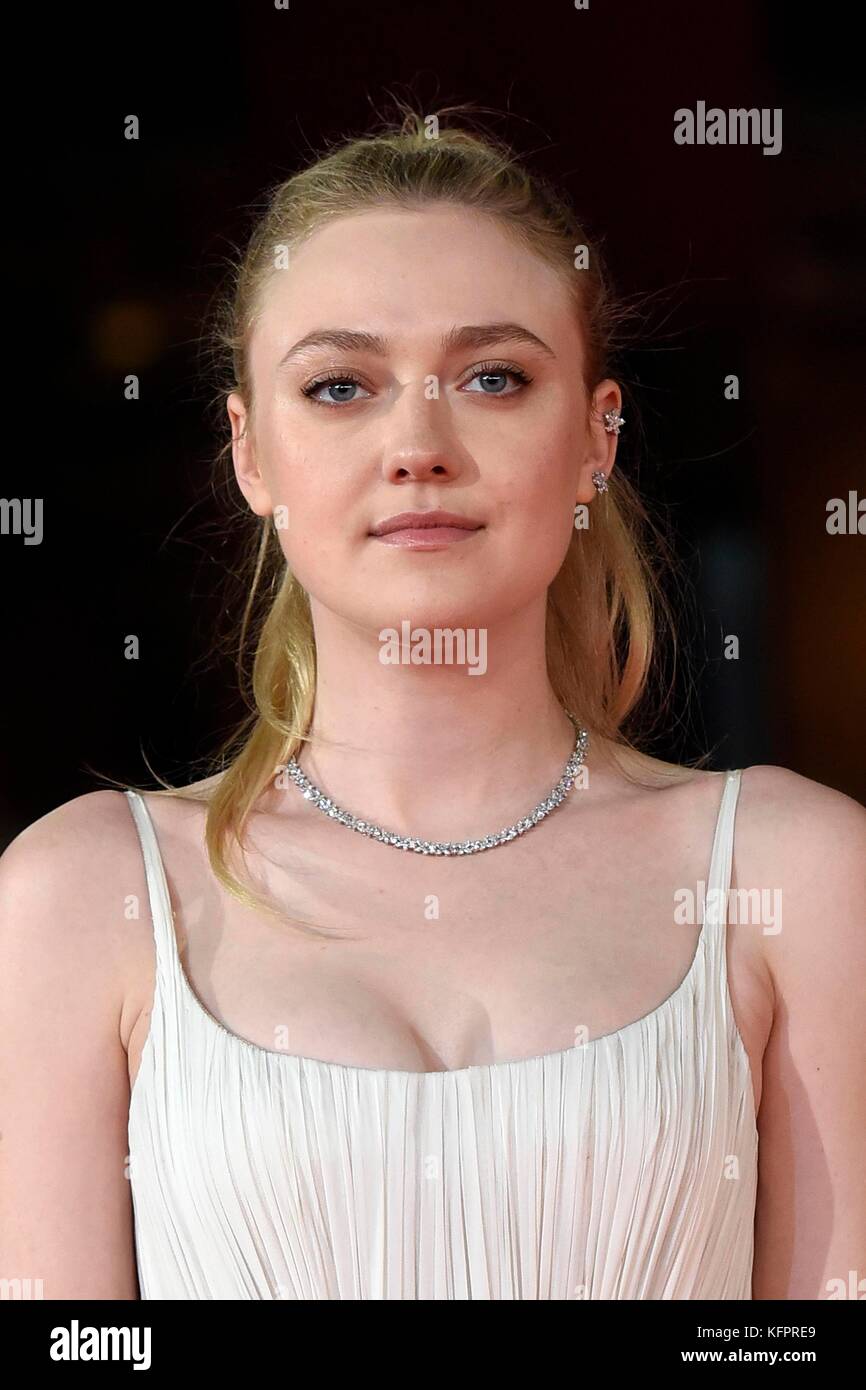 Rome, Italy. 31st Oct, 2017. Actress Dakota Fanning attends the red carpet of the movie 'Please stand by' at the Rome Film Festival 2017    Photo © Fabio Mazzarella/Sintesi/Alamy Live News Stock Photo