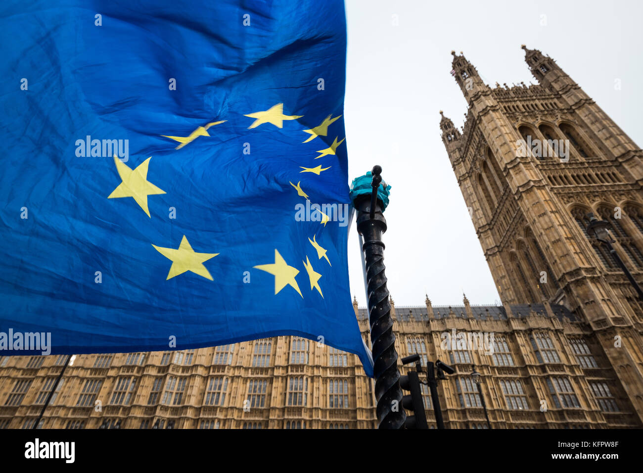London, UK. 31st Oct, 2017. Flag of European Union flies against Palace of Westminster. Credit: Guy Corbishley/Alamy Live News Stock Photo