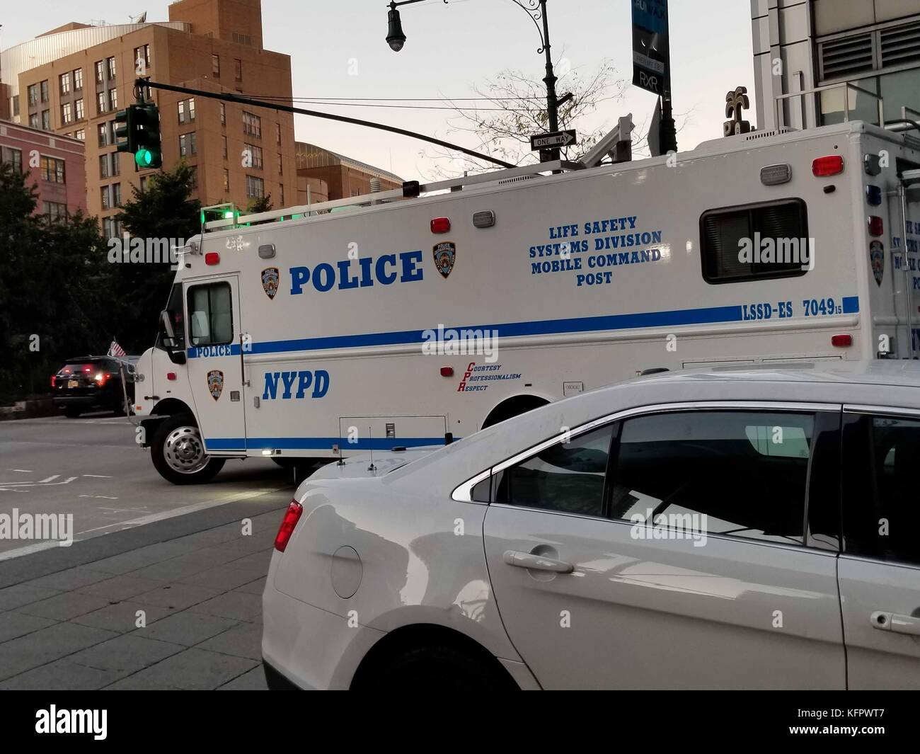 New York City, USA. 31st Oct, 2017. Police, Fire, Bomb Squad, and Homeland Security forces surround area where a terrorist attack occured in NYC. A driver kills several people in a rental truck in New York City, October 31, 2017. It has been reported suspect was caught alive by police after driving a rental truck on a popular bike path along the Hudson River in the Tribeca neighborhood. Credit: Brigette Supernova/Alamy Live News Stock Photo
