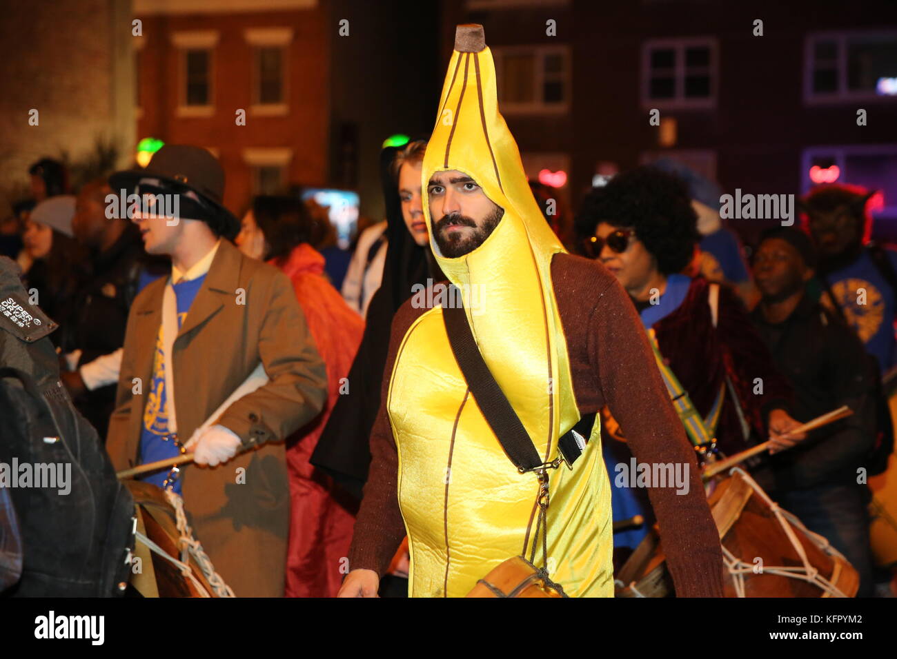 VILLAGE HALLOWEEN PARADE Halloween 2017 NYC Parade Stock Photo Alamy