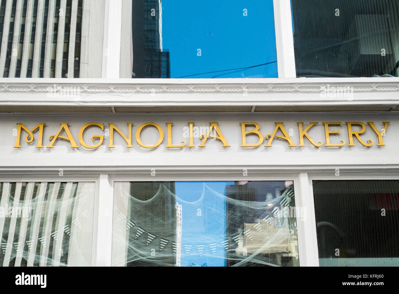 Magnolia Bakery on 6th Ave, New York, NY 10020, USA Stock Photo