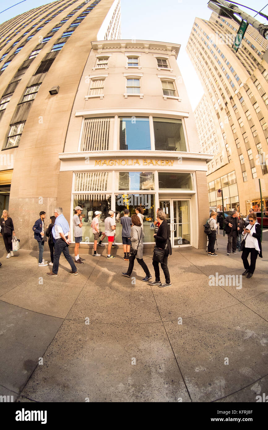 Magnolia Bakery on 6th Ave, New York, NY 10020, USA Stock Photo