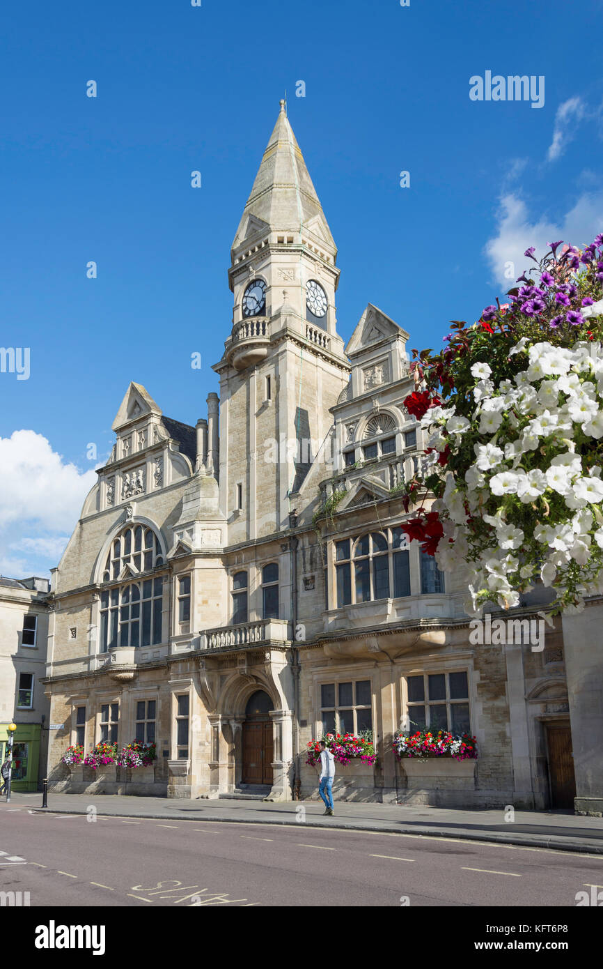 Trowbridge wiltshire town centre hires stock photography and images