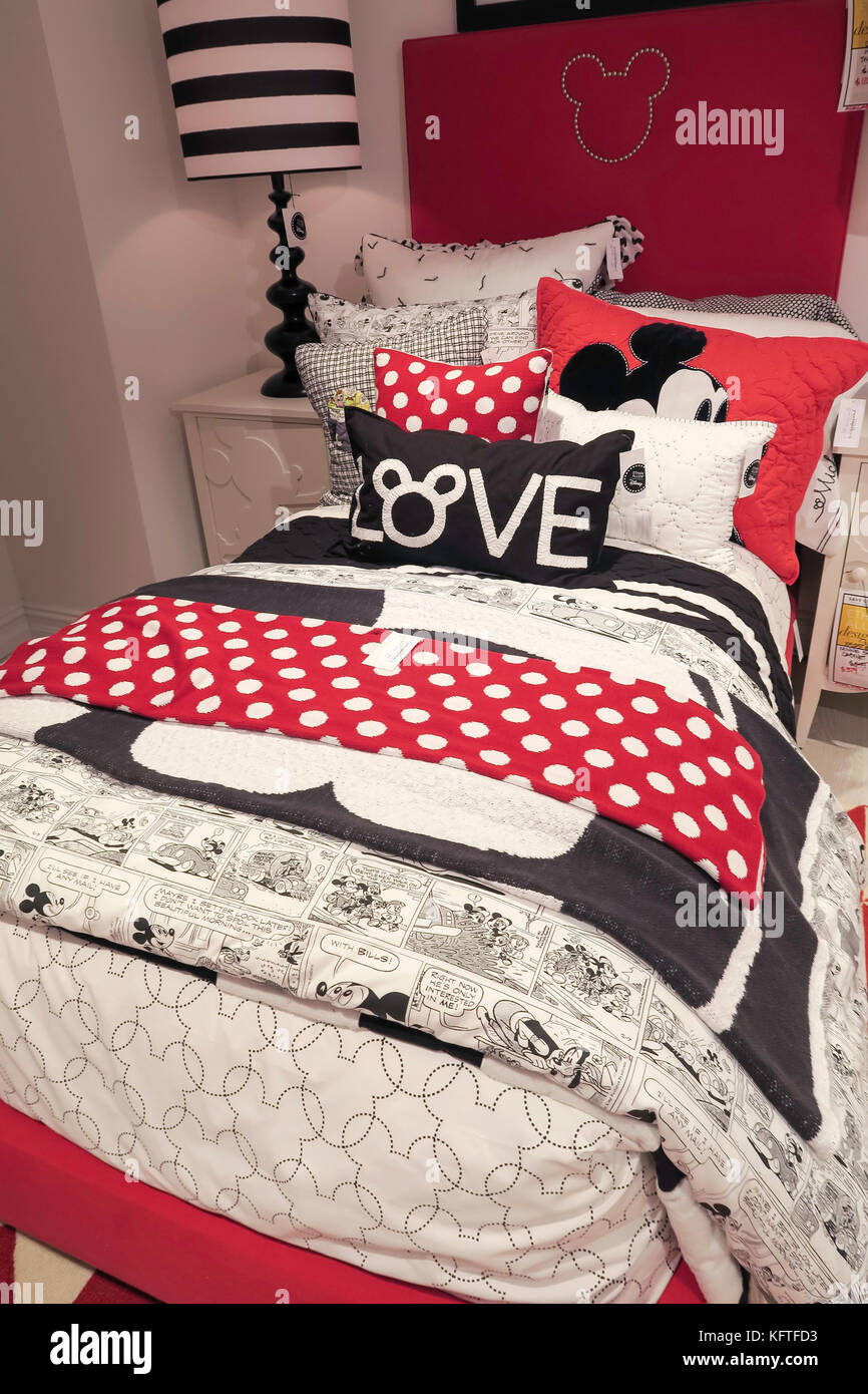 Ethan Allen High Resolution Stock Photography and Images - Alamy