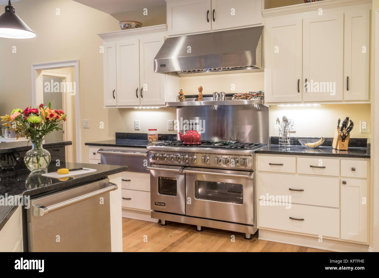 Upscale Residential Dining Kitchen, USA Stock Photo Alamy