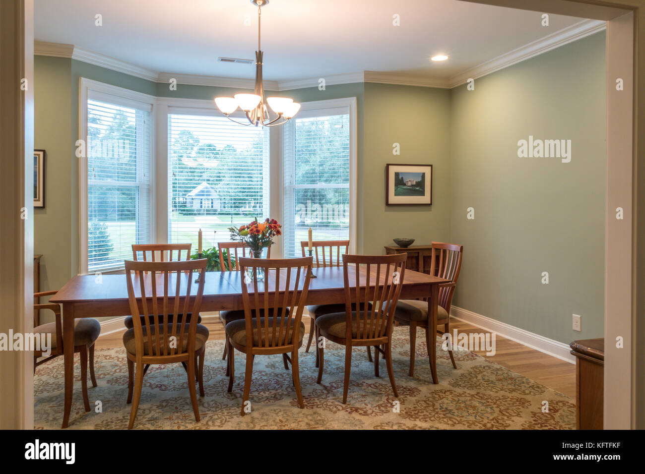 Formal dining room design hi-res stock photography and images - Alamy