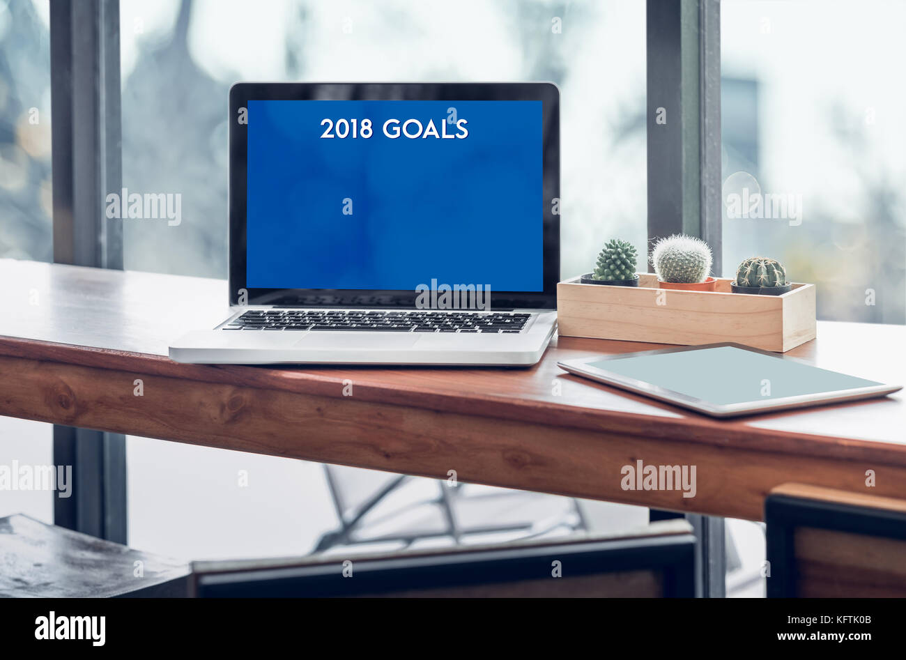 Tablet business idea setting hi-res stock photography and images - Alamy